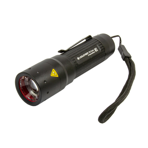 P6 CORE LED Taschenlampe mit max. 300 Lumen Leuchtkraft, Schwarz, inkl. Batterien